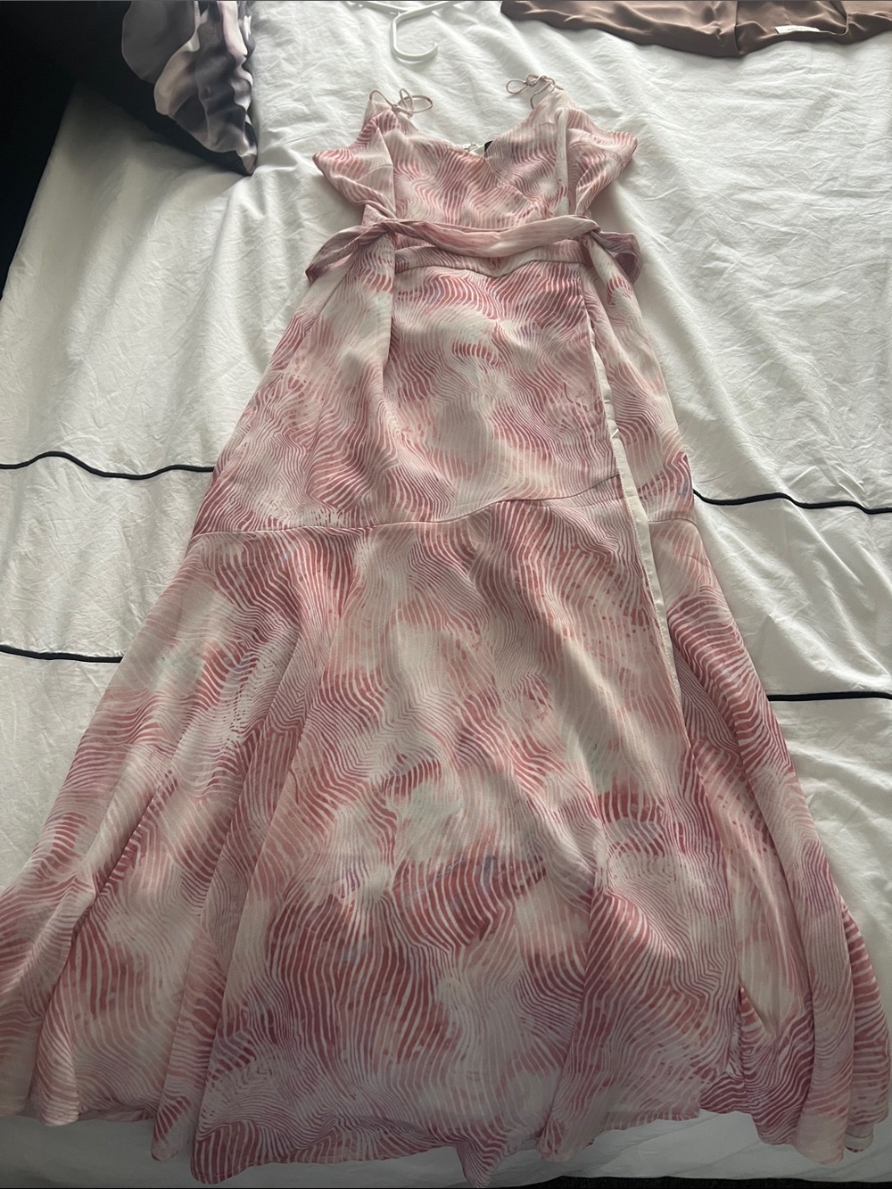 Dynamite Pink Wave-Print Maxi Dress